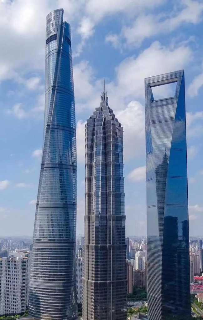 摩天大楼免费播放观看