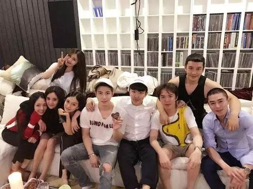 娱乐吃瓜闺蜜视频下载,闺蜜视频下载背后的吃瓜故事