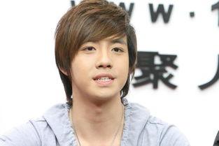 明星娱乐吃瓜君是谁扮演的